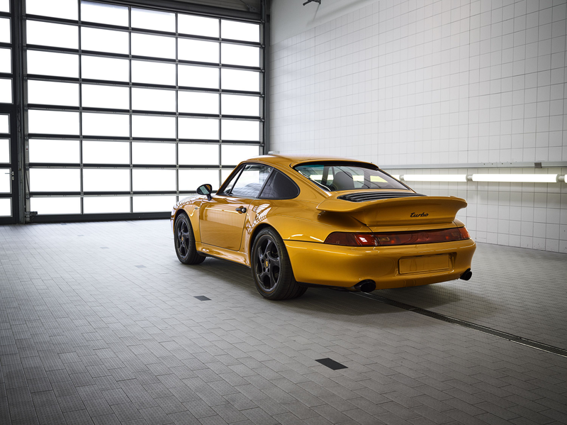 Illustration for article titled Porsche's 'Project Gold' Is a Restored Air-Cooled 993 Turbo S to Be Auctioned Off